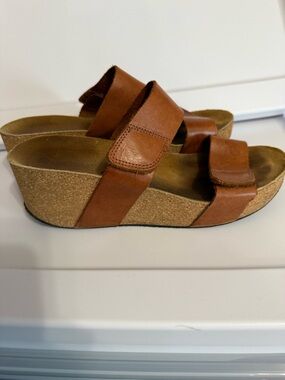 Eric Michael Womens 42 Lola Sabbia Lily Sandals Brown Leather Platform Wedge